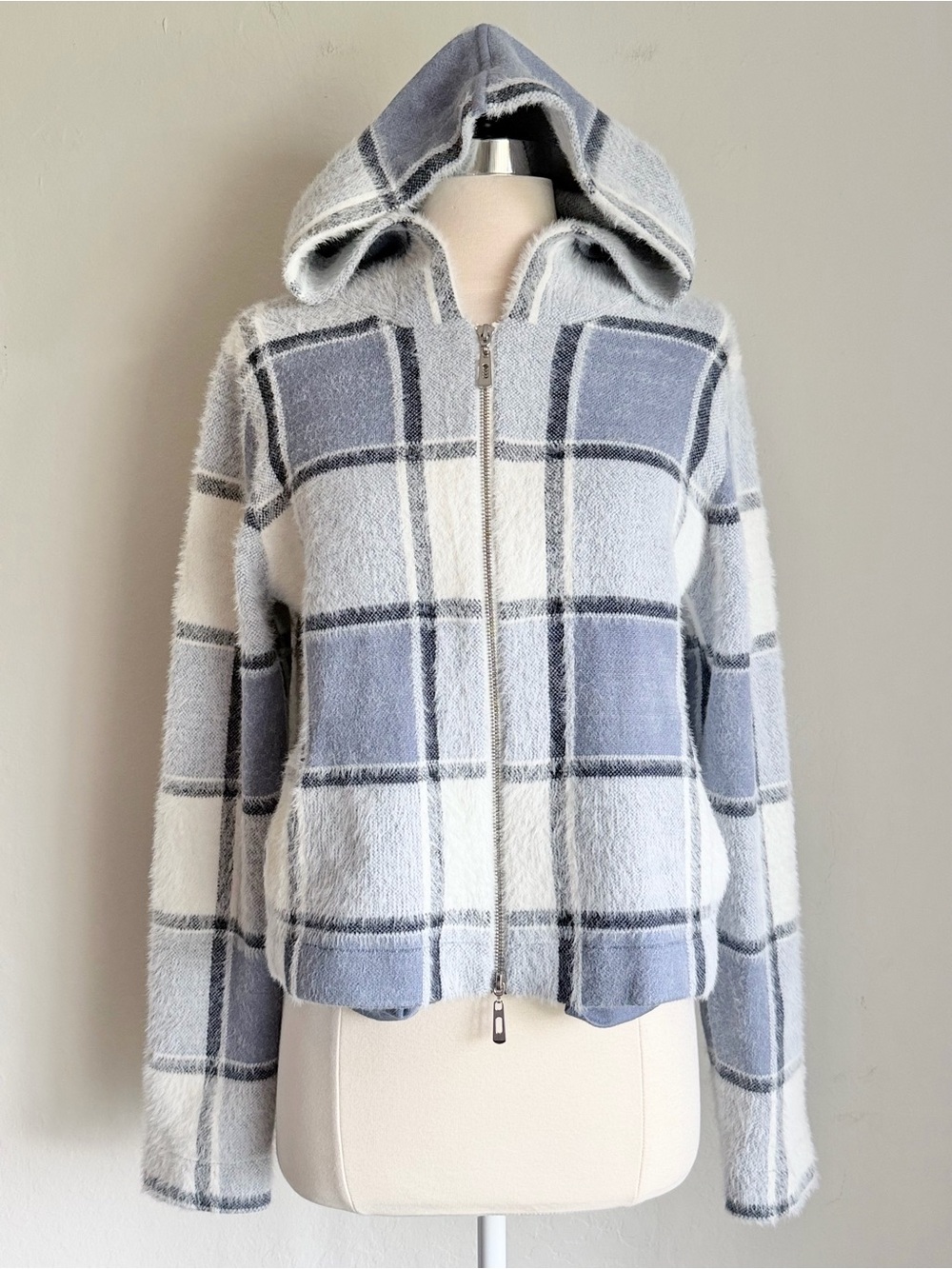 Rachel Zoe Fuzzy Hooded Zip Front Cardigan White Blue Gray Plaid, Size Medium